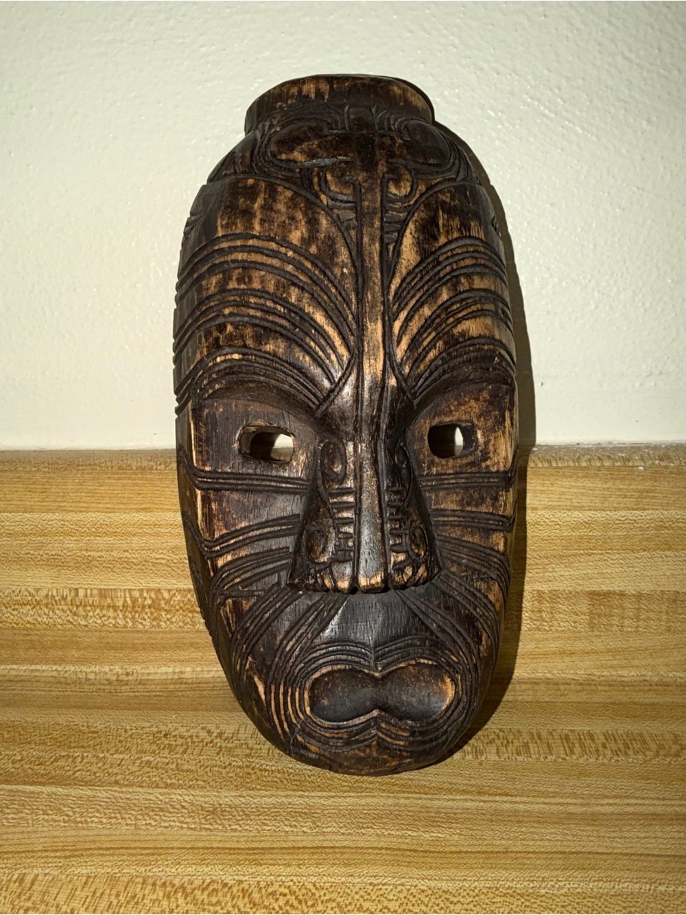 Hand Carved Wood Maori Upoko Head Artisan Wall‎ Decor NZ 10.5" tribal